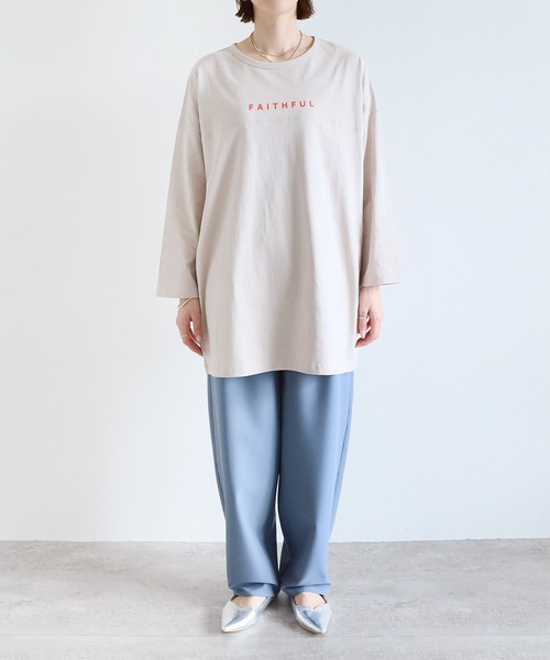 reca(レカ)の「前後ロゴチュニックTシャツ(Tシャツ/カットソー・レディース・オフホワイト/ブラック系その他/グレイッシュベージュ・FREE)」の11枚目の写真