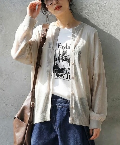 antiqua(アンティカ)の「長袖 羽織り 前開き シアーニット カーディガン(カーディガン/ボレロ・レディース・ブラック/レッド/グリーン/ブルー/ホワイト/ライム/ピンク/ダークグレー/ベージュ/ブルー系その他・R/P)」の4枚目の写真