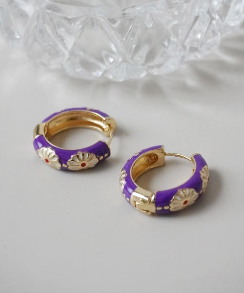 Port（ポート）の「オリエンタル フラワー デザイン フープピアス_（ピアス（両耳用）・レディース・ブルー/ブラック/ライトブルー/ホワイト/パープル系その他/レッド/パープル/マルチ・FREE）」の6枚目の写真