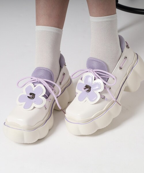 cs T&P（シーエスティーアンドピー）の「厚底フラワーパンプス（パンプス・レディース・ブラック/パープル系・S/M/L/LL）」の16枚目の写真