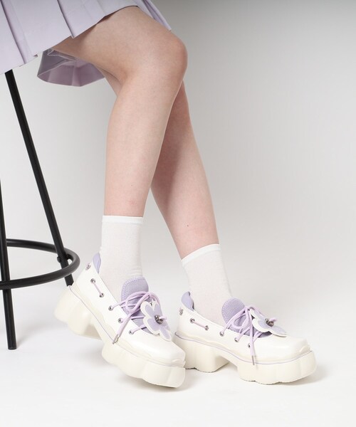 cs T&P（シーエスティーアンドピー）の「厚底フラワーパンプス（パンプス・レディース・ブラック/パープル系・S/M/L/LL）」の17枚目の写真