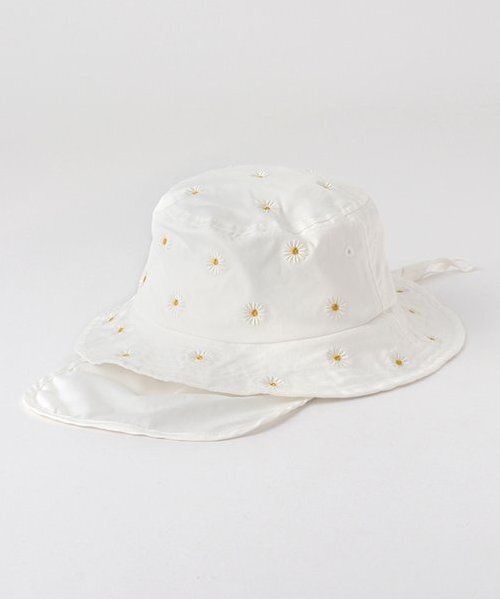 petit main（プティマイン）の「刺繍バケットハット（ハット・キッズ・ベージュ/クリーム/マルチ/ライトピンク/チャコール/ラベンダー/ネイビー/オフホワイト/ブルー・52cm/50cm/54cm）」の13枚目の写真