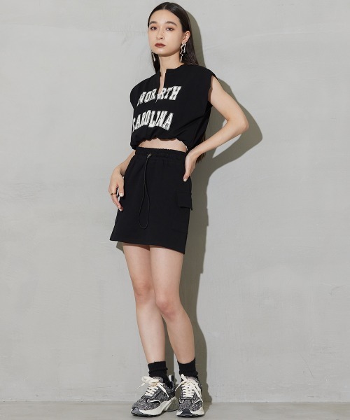 SEN TOKYO(セントーキョー)の「カレッジロゴが可愛い。フレンチスリーブ カーゴミニスカートセットアップ(Tシャツ/カットソー・レディース・ブラック/ベージュ/グレー/カーキ・FREE)」の17枚目の写真