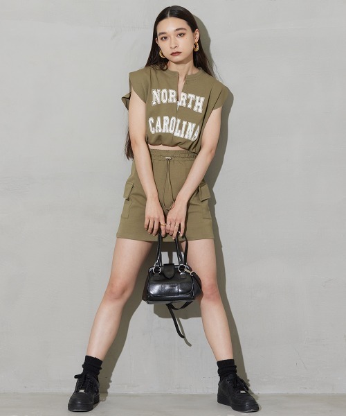 SEN TOKYO(セントーキョー)の「カレッジロゴが可愛い。フレンチスリーブ カーゴミニスカートセットアップ(Tシャツ/カットソー・レディース・ブラック/ベージュ/グレー/カーキ・FREE)」の14枚目の写真