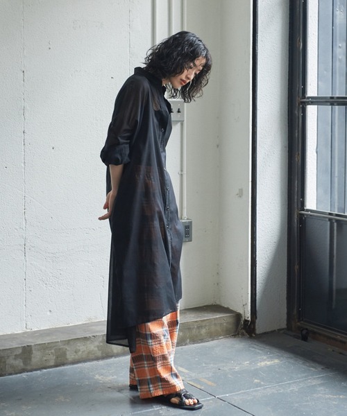 GENE HEAVENS（ジーンヘブンズ）の「(GENE HEAVENS)シアーコットン シャツワンピース（ワンピース・レディース・ピンク/ライトグリーン/ブラック・FREE）」の5枚目の写真