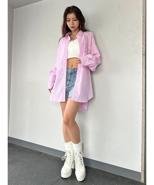 EGOIST（エゴイスト）の「ホイルプリントストライプビッグシャツ（シャツ/ブラウス・レディース・ピンク/ブルー/ネイビー・FREE）」の17枚目の写真