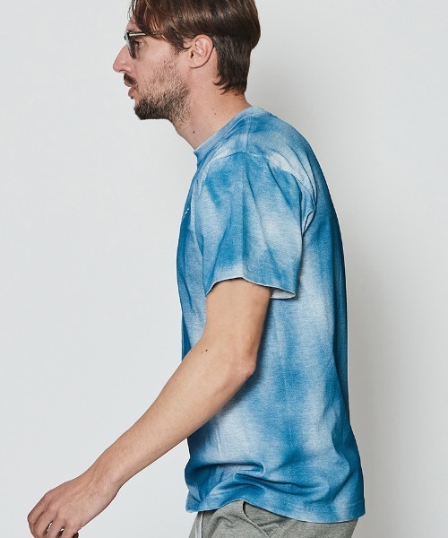 ACANTHUS（アカンサス）の「mt9084- Hand Spray Paint Tee Tシャツ（Tシャツ/カットソー・メンズ・アッシュ/ブラック・XL/L/M/S）」の4枚目の写真