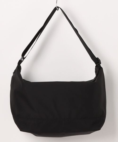 ADAM ET ROPE'(アダムエロペ)の「【GREGORY/グレゴリー】AUTHENTIC MESSENGER(メッセンジャーバッグ・メンズ・ブラック・FREE)」の2枚目の写真