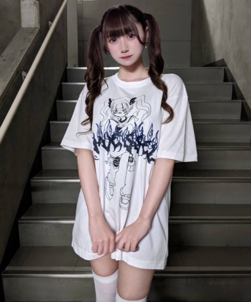 NOVESSEL(ノベセル)の「『NOVESSEL/ノベセル』イラストプリントTシャツ/ハーフスリーブカットソー(Tシャツ/カットソー・レディース・ブラック/ホワイト・FREE)」の8枚目の写真