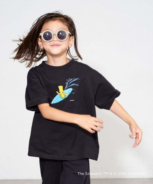 The Simpsons(ザ・シンプソンズ)の「【THE SIMPSONS】 KIDS スポーツグラフィックTEE(Tシャツ/カットソー・キッズ・ブラック系その他/ブラック系その他3/ブラック/ブラック系その他2・100/120/140)」の1枚目の写真