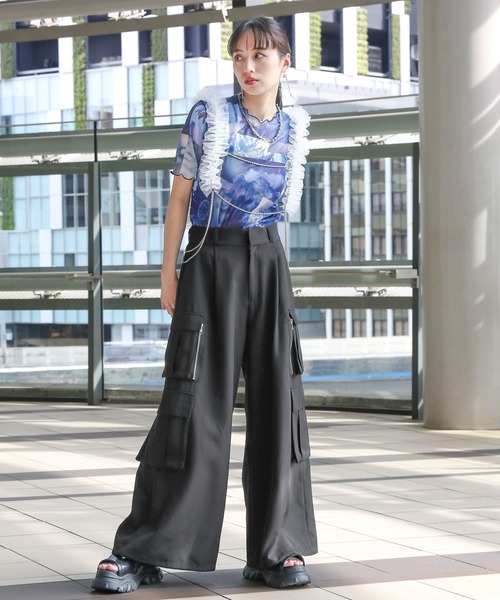 HARE（ハレ）の「フリルデザインハーネス(HARE)（サスペンダー・レディース・ホワイト/ブラック・FREE）」の3枚目の写真