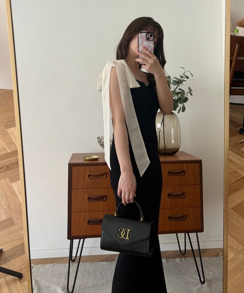 DEICY(デイシー)の「ショルダーリボンニットワンピース(ワンピース・レディース・ピンク/ベージュ系その他/ブラック・FREE)」の7枚目の写真
