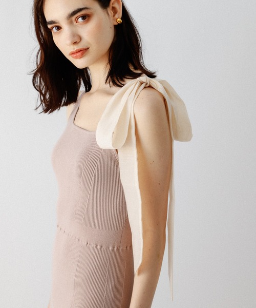 DEICY(デイシー)の「ショルダーリボンニットワンピース(ワンピース・レディース・ピンク/ベージュ系その他/ブラック・FREE)」の22枚目の写真