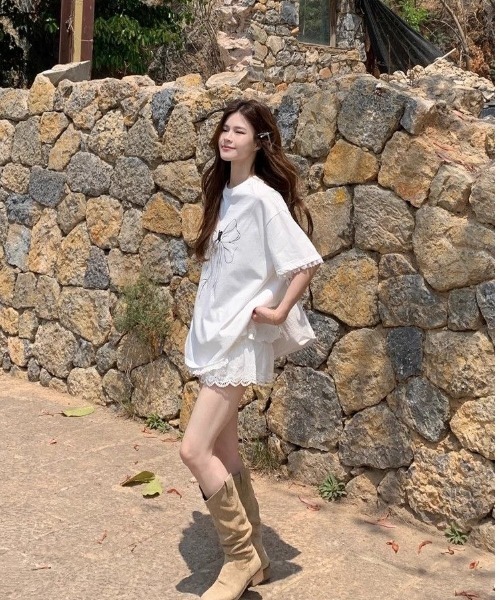 DIAVEL（ディアベル）の「「新色追加」レース付きリボンプリントニッチ