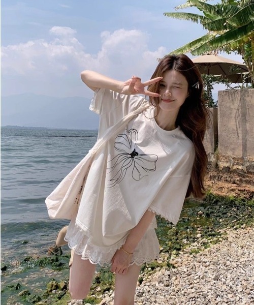 DIAVEL（ディアベル）の「「新色追加」レース付きリボンプリントニッチシンプル半袖Tシャツ（Tシャツ/カットソー・レディース・ホワイト/ブラック・M）」の7枚目の写真