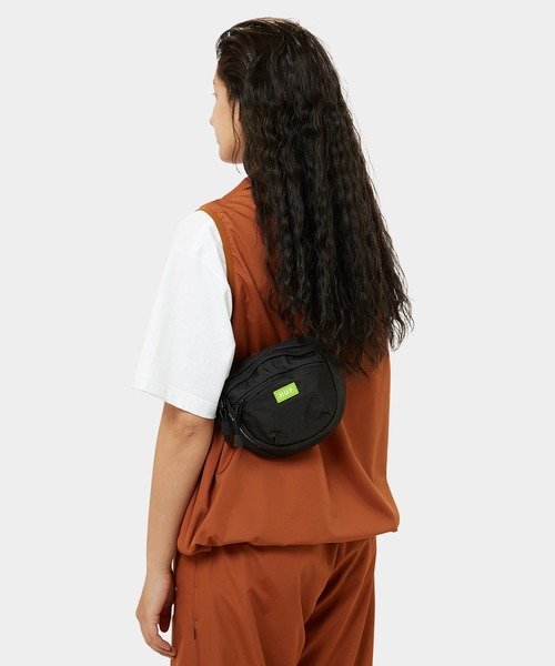HUF（ハフ）の「BUNKER SHOULDER BAG（ショルダーバッグ・メンズ・ブラック・O/S）」の6枚目の写真