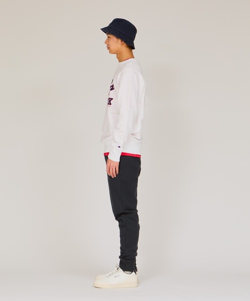 Champion（チャンピオン）の「【Champion/チャンピオン】メンズ ベーシック クルーネックスウェットシャツ（スウェット・メンズ・パープル系その他7/ネイビー/ホワイト/グレー/ブラック・LARGE/MEDIUM/X-LARGE）」の7枚目の写真