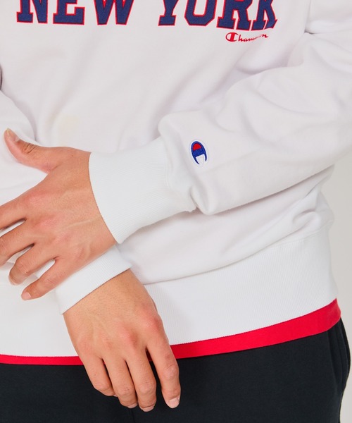 Champion（チャンピオン）の「【Champion/チャンピオン】メンズ ベーシック クルーネックスウェットシャツ（スウェット・メンズ・パープル系その他7/ネイビー/ホワイト/グレー/ブラック・LARGE/MEDIUM/X-LARGE）」の10枚目の写真
