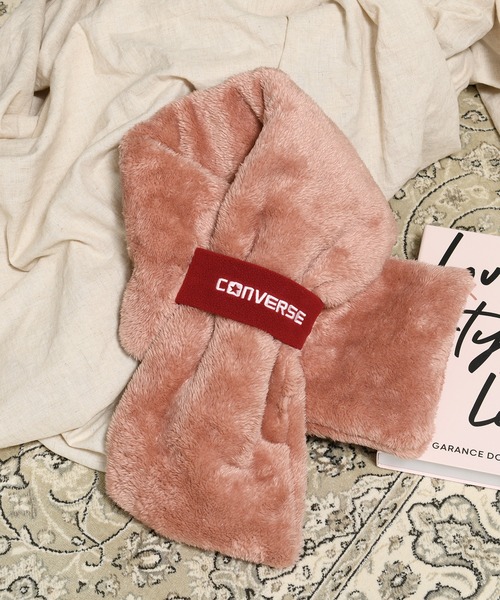 CONVERSE（コンバース）の「CONVERSE boa scarf with fleece band /マフラー/襟巻き/コンバース（マフラー・レディース・ベージュ/ベージュ系その他/ピンク/オフホワイト/グレー・FREE）」の5枚目の写真