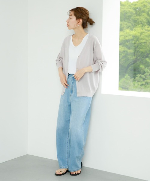 URBAN RESEARCH Sonny Label（アーバンリサーチサニーレーベル）の「『イージーケア/UVカット』ミドル丈Vネックカーディガン（カーディガン/ボレロ・レディース・オフホワイト/ブルー系その他/ブラック/グレー・FREE）」の22枚目の写真