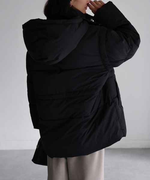 Riberry（リベリー）の「ベルト付きマルチWAY中綿ミドルダウン（ダウンジャケット/コート・レディース・ブラック/アイボリー・FREE）」の19枚目の写真