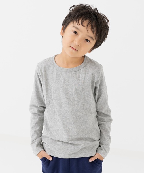 chil2（チルツー）の「全20色 無地長袖Tシャツ（Tシャツ/カットソー・キッズ・クリーム/ラベンダー/ワインレッド/ミント/オレンジ/レッド/グレー/ブラック/チャコールグレー/ホワイト/ベージュ/スモークピンク/イエロー/ネイビー/ライトグリーン/ブルー/モカ/グリーン/マスタード/サックスブルー・80ｃｍ/90cm/110cm/100cm/120cm/130cm/140cm/150cm/160cm）」の4枚目の写真