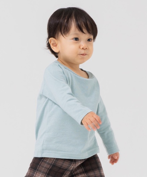 chil2（チルツー）の「全20色 無地長袖Tシャツ（Tシャツ/カットソー・キッズ・クリーム/ラベンダー/ワインレッド/ミント/オレンジ/レッド/グレー/ブラック/チャコールグレー/ホワイト/ベージュ/スモークピンク/イエロー/ネイビー/ライトグリーン/ブルー/モカ/グリーン/マスタード/サックスブルー・80ｃｍ/90cm/110cm/100cm/120cm/130cm/140cm/150cm/160cm）」の10枚目の写真