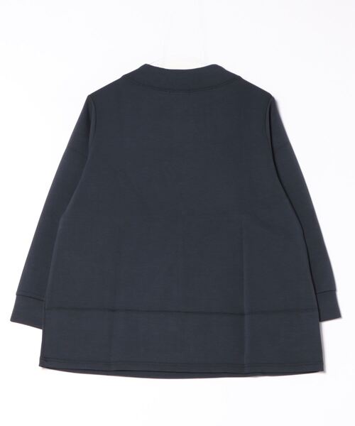BELLUNA PLUS(ベルーナ)の「ワイドネック切替デザインプルオーバー(Tシャツ/カットソー・レディース・ライム/ネイビー/アイボリー/ブルー/チャコール/ミント/ピンクベージュ・X-LARGE/MEDIUM/LARGE)」の8枚目の写真