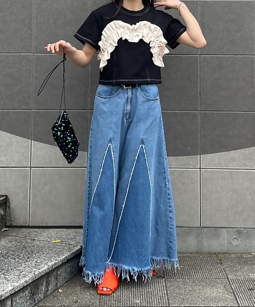 mi via loca(ミヴィアロカ)の「配色フリルギャザー クロップドトップス(Tシャツ/カットソー・レディース・ブラック/カーキ/オフホワイト・FREE)」の21枚目の写真