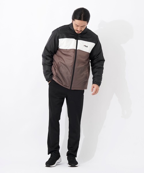 FILA(フィラ)の「中綿スタンドジャケット(ダウンジャケット/コート・メンズ・ブラック/ダークブルー/ブラウン系その他・MEDIUM/LARGE/X-LARGE)」の16枚目の写真
