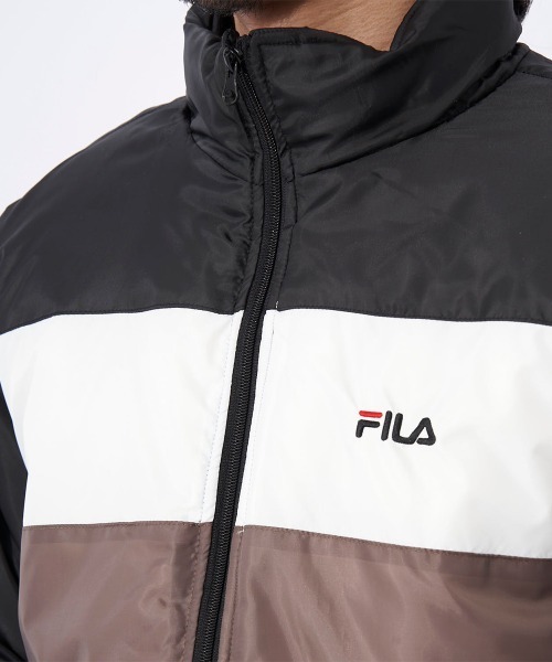 FILA(フィラ)の「中綿スタンドジャケット(ダウンジャケット/コート・メンズ・ブラック/ダークブルー/ブラウン系その他・MEDIUM/LARGE/X-LARGE)」の21枚目の写真