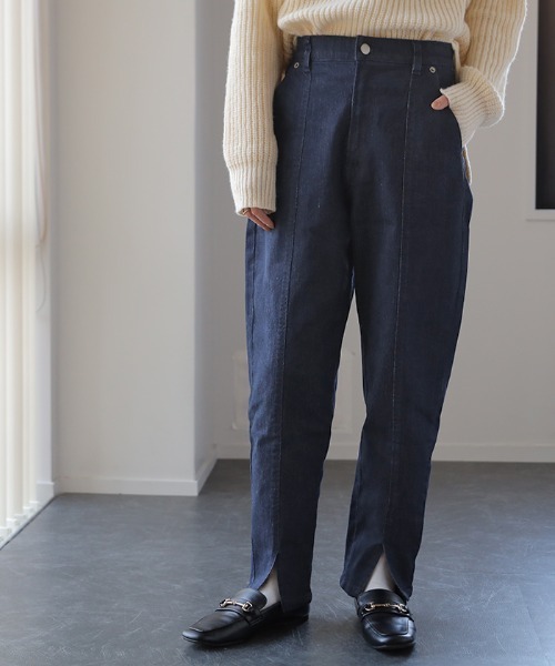 HUG.U（ハグユー）の「ecoデニムスリットパンツ（デニムパンツ・レディース・インディゴブルー/ダークインディゴブルー/ワンウォッシュ・S/M/L/XL）」の3枚目の写真