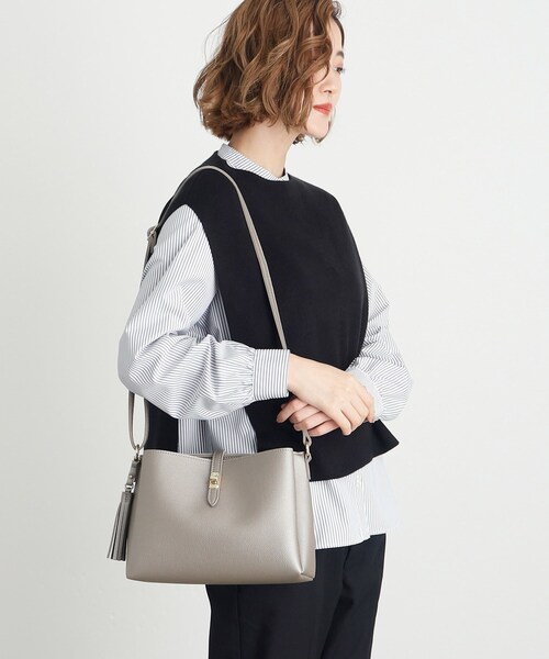 grove（グローブ）の「◆【人間工学】ダブルタッセルショルダー（ショルダーバッグ・レディース・シルバー系その他/ライトグレー/ブラック/モスグリーン/グレー系その他7・00）」の6枚目の写真