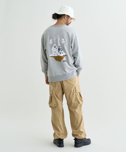 NANGA（ナンガ）の「ECO HYBRID CAMPING MANNERS RRC SWEATSHIRT（スウェット・メンズ・カーキ/ブラック/ライトグレー/オートミール・S/M/L/XL）」の14枚目の写真