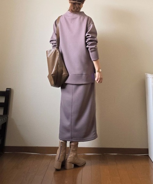 ikka（イッカ）の「【雑誌InRed11月号掲載】GOKU楽ダンボールタイトスカート【洗濯機で洗える】（スカート・レディース・レッド/ベージュ/モカ/ダークグリーン/ブラック・S/M/L）」の8枚目の写真