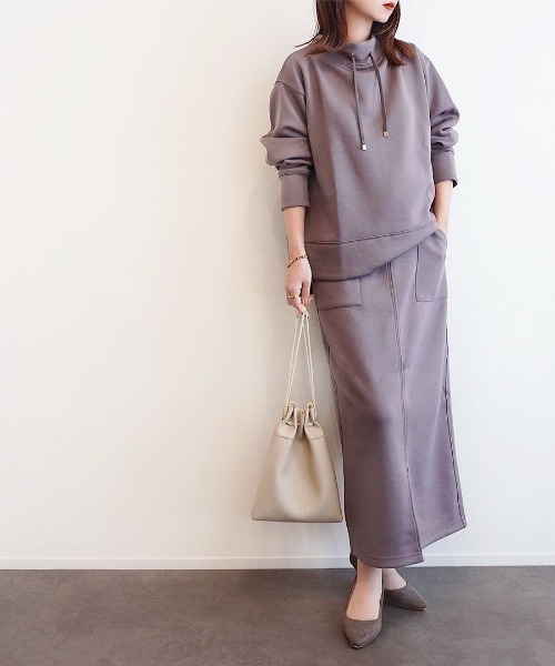 ikka（イッカ）の「【雑誌InRed11月号掲載】GOKU楽ダンボールタイトスカート【洗濯機で洗える】（スカート・レディース・レッド/ベージュ/モカ/ダークグリーン/ブラック・S/M/L）」の16枚目の写真