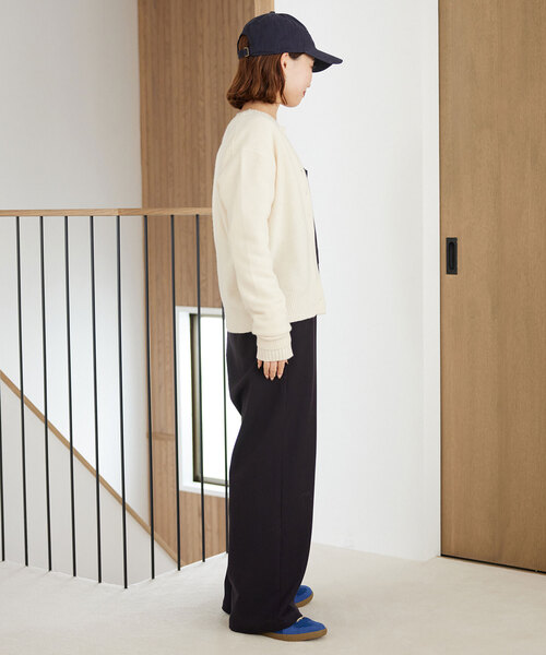 SLOBE IENA(スローブイエナ)の「echecs クルーネックカーディガン(カーディガン/ボレロ・レディース・ライトグリーン/レッド/チャコールグレー/アイボリー・FREE)」の20枚目の写真