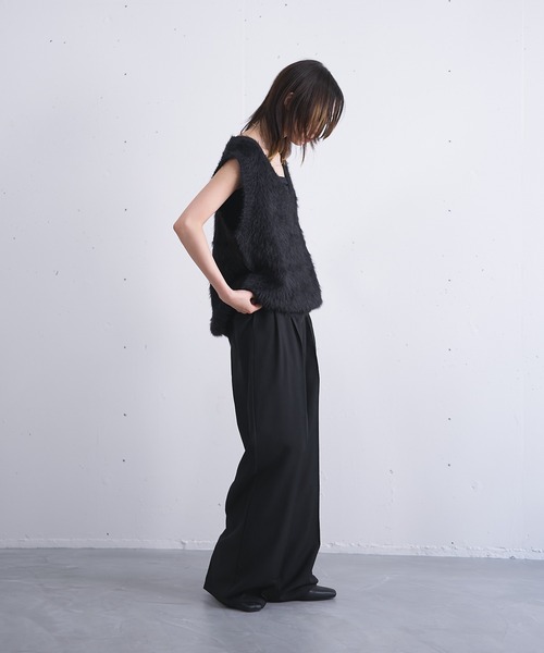nearness(ニアネス)の「ワイドストレートパンツ(スラックス・レディース・グレー/ブラック・FREE)」の7枚目の写真