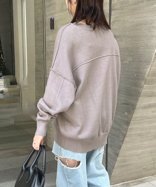 ABYS（アビス）の「モチモチで着心地抜群◎カラーパイピングススウェットニット（ニット/セーター・レディース・パープル/アイボリー/グレー・FREE）」の5枚目の写真