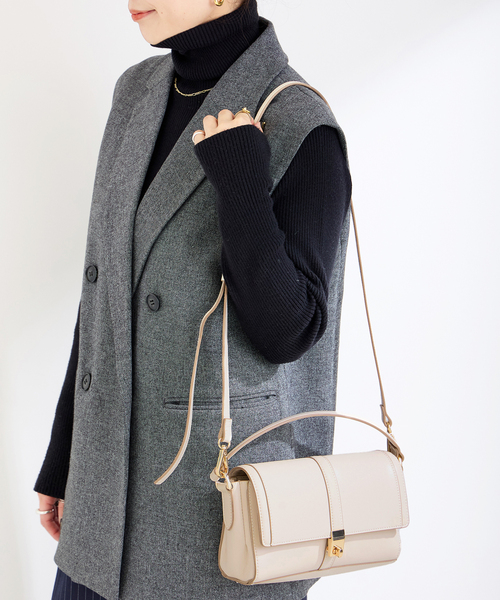 MIAN (ミアン)の「MIAN/ミアン ベルトデザイン2WAYショルダーバッグ(ショルダーバッグ・レディース・ブラウン/ブラック/アイボリー・FREE)」の2枚目の写真