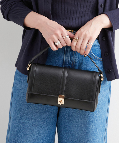 MIAN (ミアン)の「MIAN/ミアン ベルトデザイン2WAYショルダーバッグ(ショルダーバッグ・レディース・ブラウン/ブラック/アイボリー・FREE)」の1枚目の写真