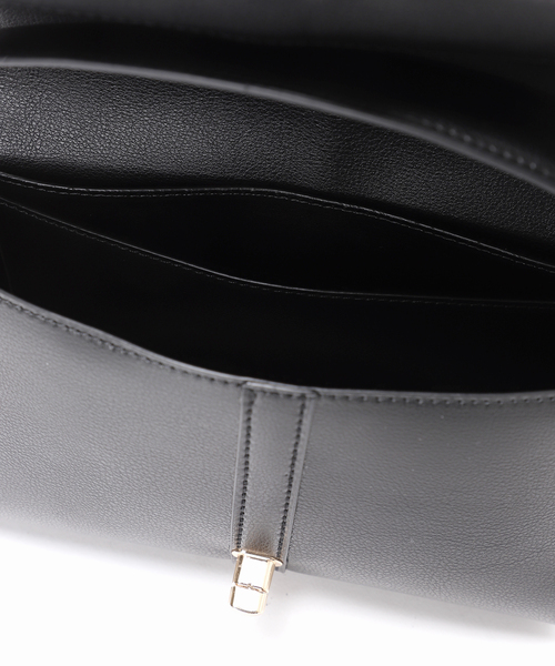 MIAN (ミアン)の「MIAN/ミアン ベルトデザイン2WAYショルダーバッグ(ショルダーバッグ・レディース・ブラウン/ブラック/アイボリー・FREE)」の18枚目の写真