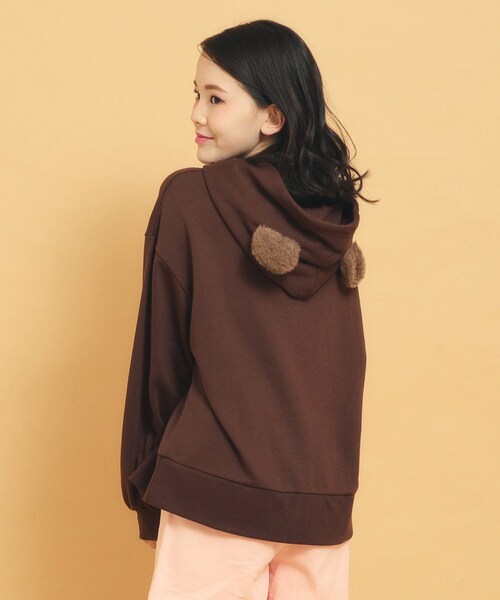 PINK-latte(ピンクラテ)の「◆あざとかわいい!クマ耳フーディ裏毛(スウェット・キッズ・ベージュ/ブラウン/アイボリー・13/14/15 /16)」の3枚目の写真