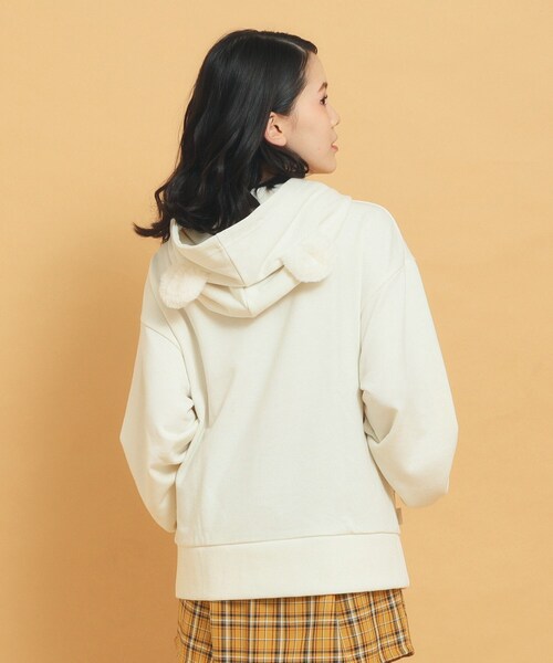 PINK-latte(ピンクラテ)の「◆あざとかわいい!クマ耳フーディ裏毛(スウェット・キッズ・ベージュ/ブラウン/アイボリー・13/14/15 /16)」の20枚目の写真