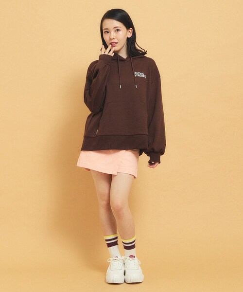 PINK-latte(ピンクラテ)の「◆あざとかわいい!クマ耳フーディ裏毛(スウェット・キッズ・ベージュ/ブラウン/アイボリー・13/14/15 /16)」の8枚目の写真