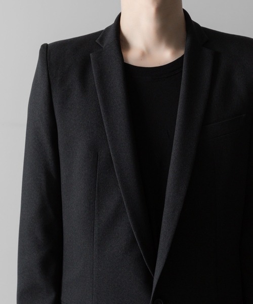 ato(アトウ)の「SHARP TAILORED 2B JK(テーラードジャケット・メンズ・ブラック・48/46/44)」の2枚目の写真