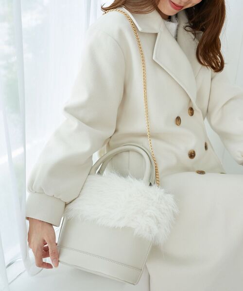 MAJESTIC LEGON（マジェスティックレゴン）の「マラボーバッグ（ショルダーバッグ・レディース・ピンク/アイボリー・FREE）」の5枚目の写真