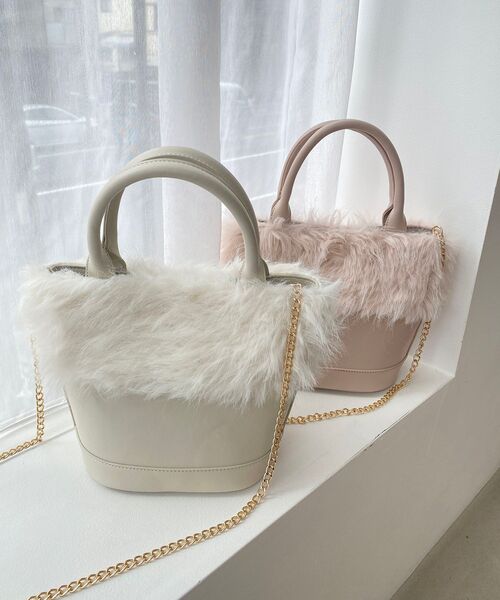 MAJESTIC LEGON（マジェスティックレゴン）の「マラボーバッグ（ショルダーバッグ・レディース・ピンク/アイボリー・FREE）」の9枚目の写真