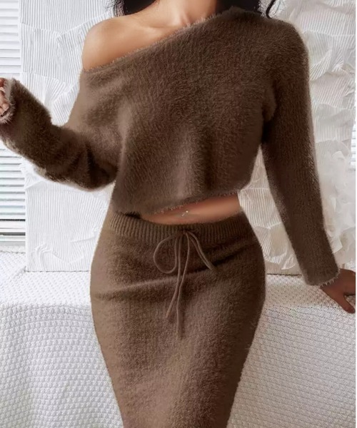 AsRiRe（アスリレイ）の「シンプルデザインニットセットアップ（ニット/セーター・レディース・ホワイト/ブラウン・M）」の6枚目の写真