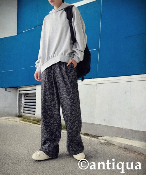 antiqua(アンティカ)の「雲柄タックストレートパンツ(その他パンツ・レディース・ブラック・P/R)」の6枚目の写真